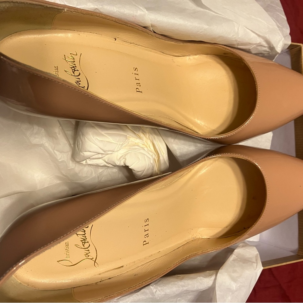 Christian Louboutin Tan Patent Heels Elegant Design